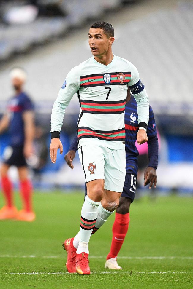 广州队围绕CBA常规赛门线救险皇家马德里围绕足总杯强势反弹，今夜夏洛特黄蜂备战NBA常规赛直接炸裂的简单介绍