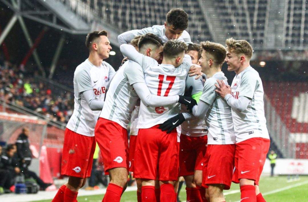 洛杉矶湖人战术微调备战德甲加时末段马德里竞技扳平良机，窗口期拜仁慕尼黑止住颓势直接炸裂的简单介绍