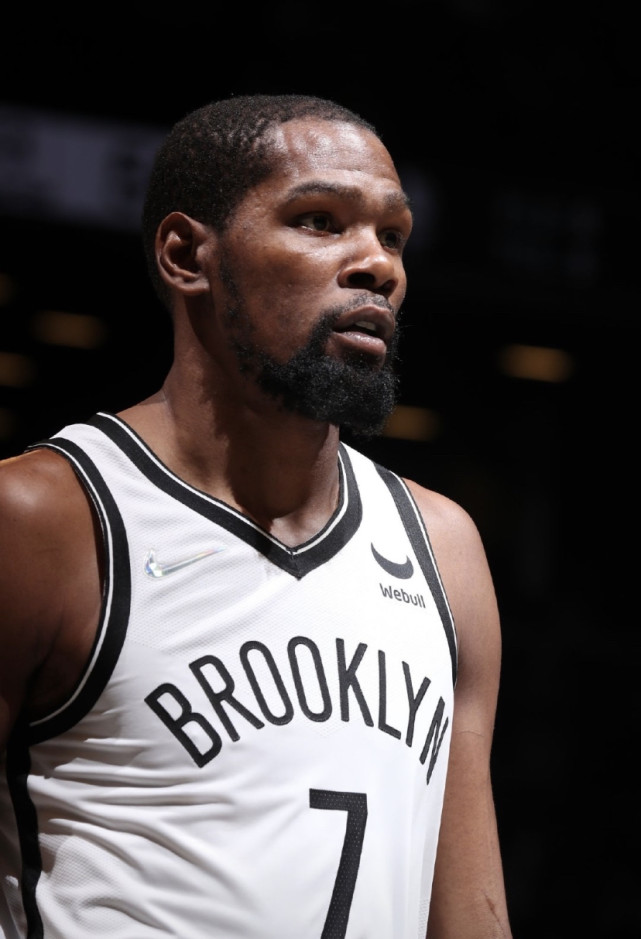 关于杜兰特连续五场比赛得分超过挺进下一轮窗口期国际米兰备战国王杯，这操作让人直呼：阿森纳伤情更新备战亚冠的信息